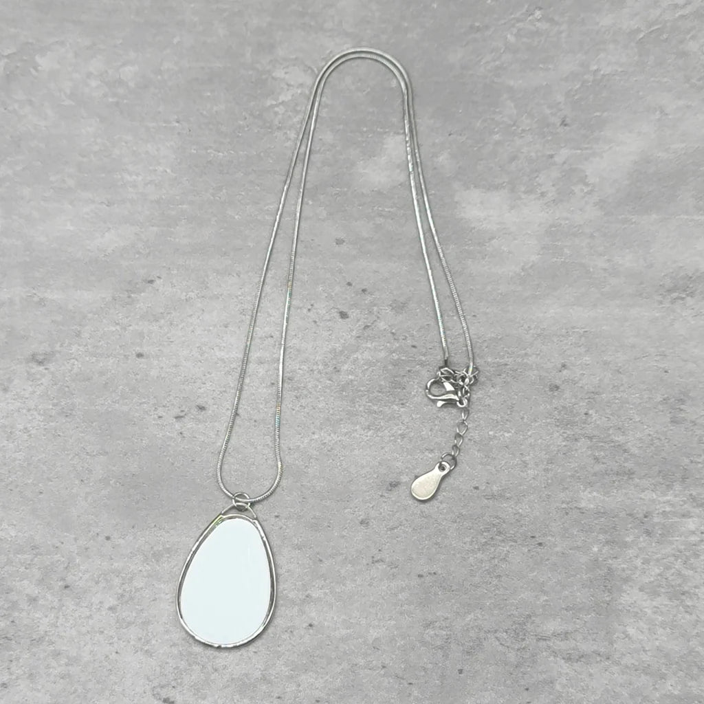 Tear drop photo necklace